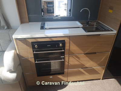 Adria Adora 613 UT Thames 4b 2019 image