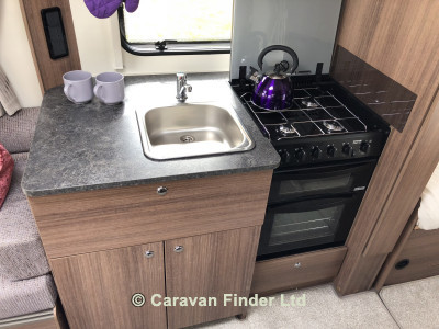 Bailey Phoenix 642 4b 2019 image