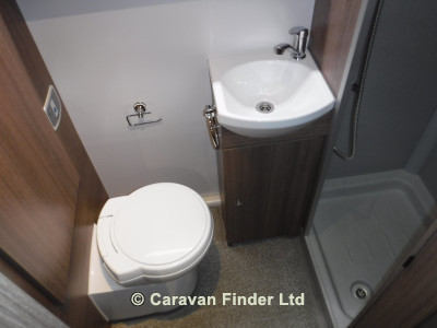 Bailey Phoenix 420 2b 2020 image