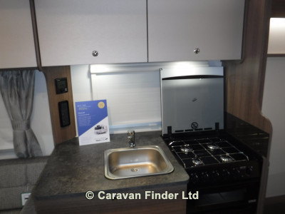 Bailey Phoenix 644 4b 2020 image