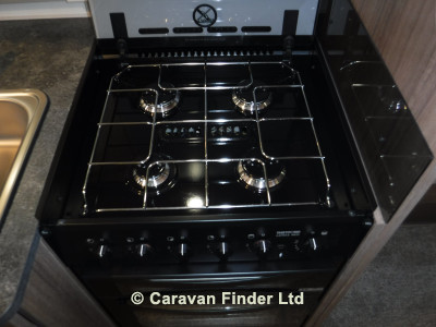 Bailey Phoenix 644 4b 2020 image