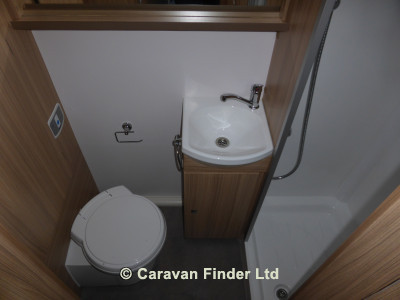 Bailey Phoenix Plus 642 4b 2021 image