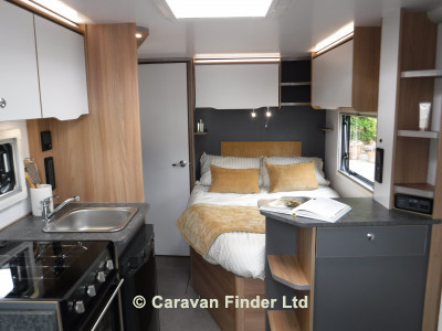 Bailey Discovery D4-4 2022 (Trade) image 