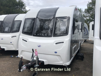 Used Bailey Phoenix Plus 440 2023 touring caravan Image