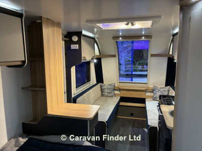 Bailey Discovery D4-4 2026 (Trade) image coming soon