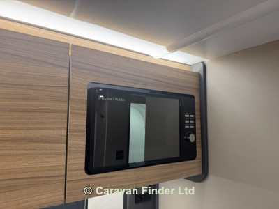 Bailey Phoenix 420 2026 (Trade) image coming soon