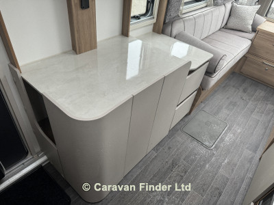 Bailey Unicorn Seville Deluxe 2026 (Trade) image coming soon