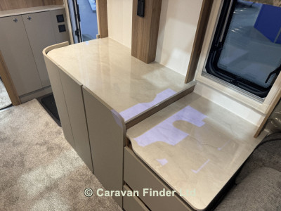 Bailey Unicorn Seville Deluxe 2026 (Trade) image coming soon