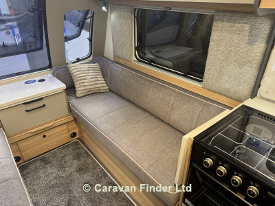 Bailey Phoenix 420 BLACK EDITION 2027 (Trade) image 