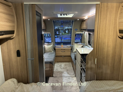 Bailey Unicorn Cadiz Deluxe 2027 (Trade) image 