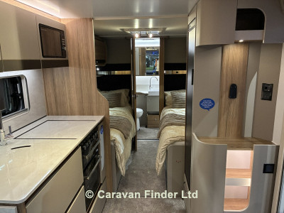 Bailey Unicorn Cadiz Deluxe 2027 (Trade) image 