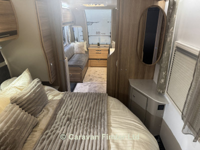 Bailey Unicorn Vigo Deluxe 2027 (Trade) image 