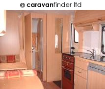 Used Coachman Amara 520 2002 touring caravan Image