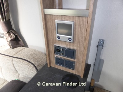 Coachman VIP 520 2015 (Trade) image coming soon