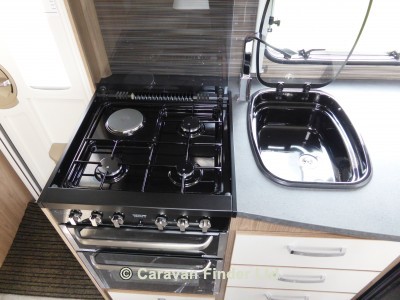 Coachman VIP 520 2015 (Trade) image coming soon