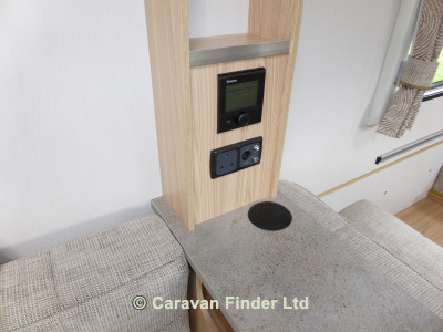 Coachman Vision 580 2015 (Trade) image coming soon