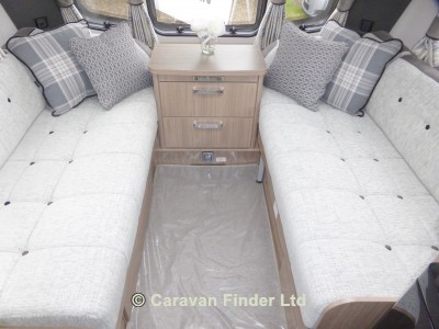 Coachman VIP 565 2017 (Trade) image 