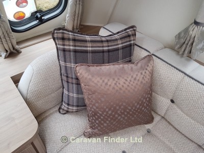 Coachman Pastiche 565 4b 2019 image