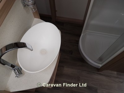 Coachman Vision 545 2019 (Trade) image coming soon