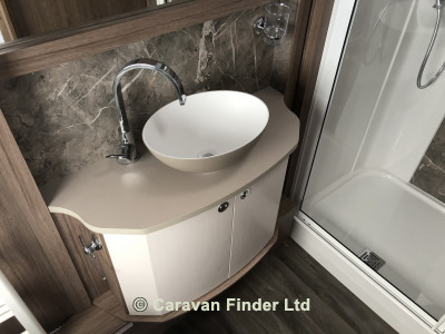 Coachman Laser 675 2022 (Trade) image 