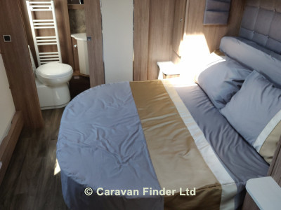 Coachman VIP 675 2023 (Trade) image 
