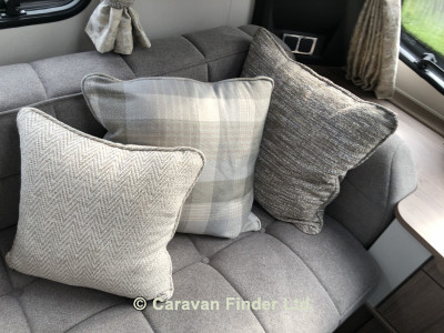 Coachman VIP 460 2024 (Trade) image coming soon