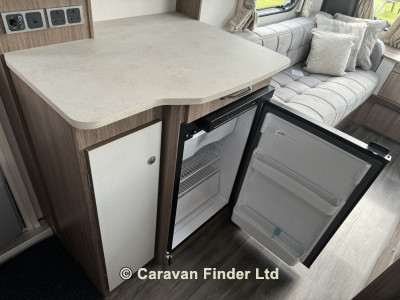 Coachman VIP 460 2025 (Trade) image coming soon