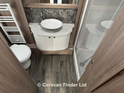Coachman VIP 460 2025 (Trade) image coming soon