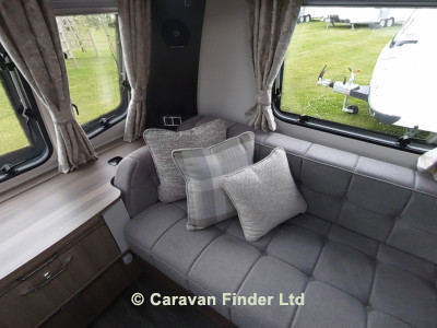 Coachman VIP 520 2025 (Trade) image coming soon