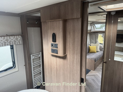 Coachman VIP 545 2026 (Trade) image coming soon