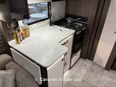 Coachman VIP 460 2027 (Trade) image 