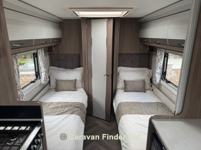 Coachman VIP 565 2027 (Trade) image 