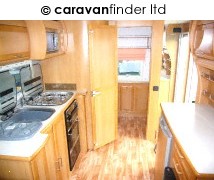 Used Compass Magnum Classic 482 2007 touring caravan Image
