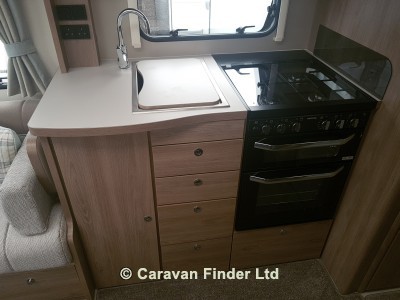 Compass Capiro 574 4b 2019 image