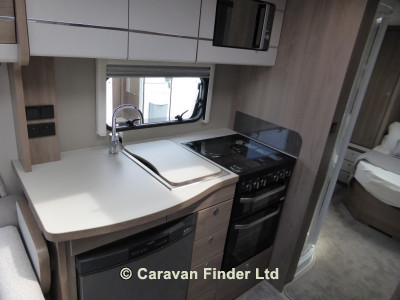 Compass Capiro 550 4b 2020 image