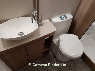 Compass Connoisseur 840 6b 2020 image