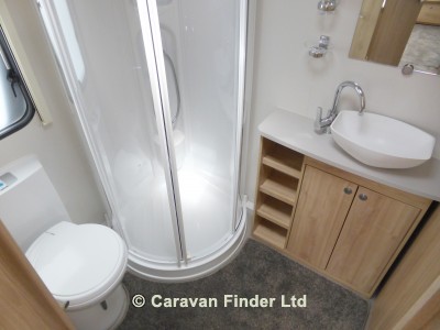 Elddis Avante 482 2017 (Trade) image 