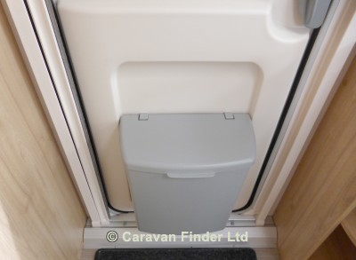 Elddis Avante 482 2017 (Trade) image 