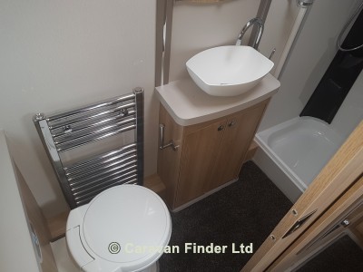 Elddis Crusader Mistral 4b 2019 image