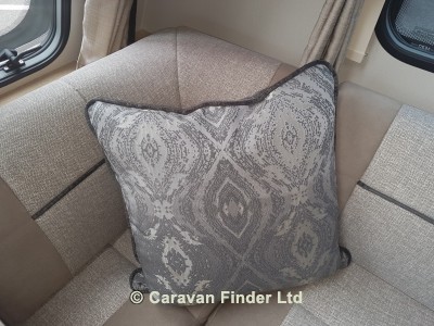 Elddis Crusader Mistral 4b 2019 image