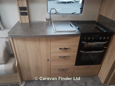 Elddis Crusader Zephyr 4b 2019 image