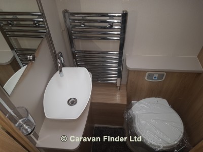 Elddis Crusader Zephyr 4b 2019 image