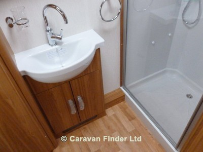 Lunar Lexon 640 2013 (Trade) image coming soon