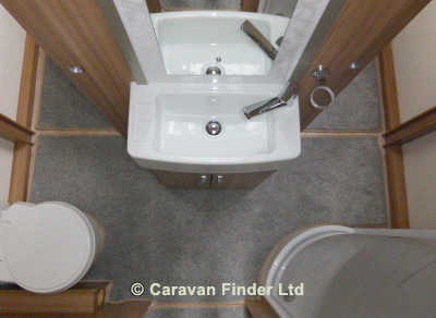 Lunar Lexon 590 2017 (Trade) image coming soon