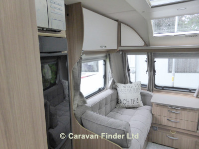 Lunar Lexon 590 2018 (Trade) image coming soon