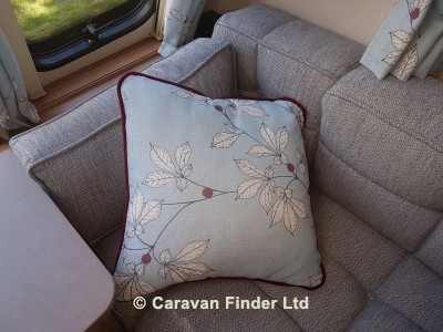 Lunar Quasar 554 4b 2019 image