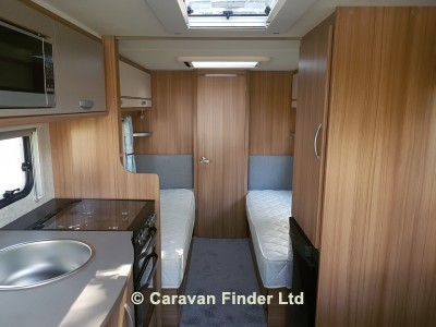 Lunar Quasar 554 4b 2019 image