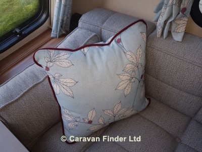 Lunar Quasar 574 4b 2019 image