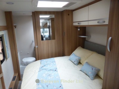 Lunar Quasar 674 4b 2019 image