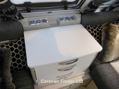 Sterling Continental 480 2017 (Trade) image coming soon